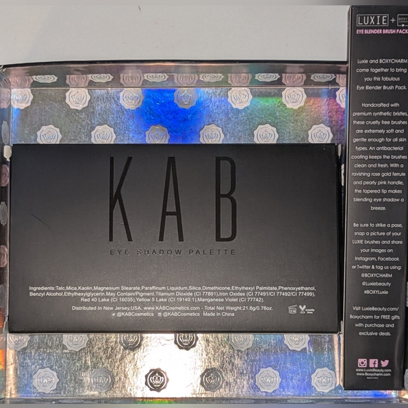 Bundle of 1 Kab Cosmetics Eyeshadow Palettes 1 Luxie Eye Blender Brush Trio Pack - Picture 3 of 10